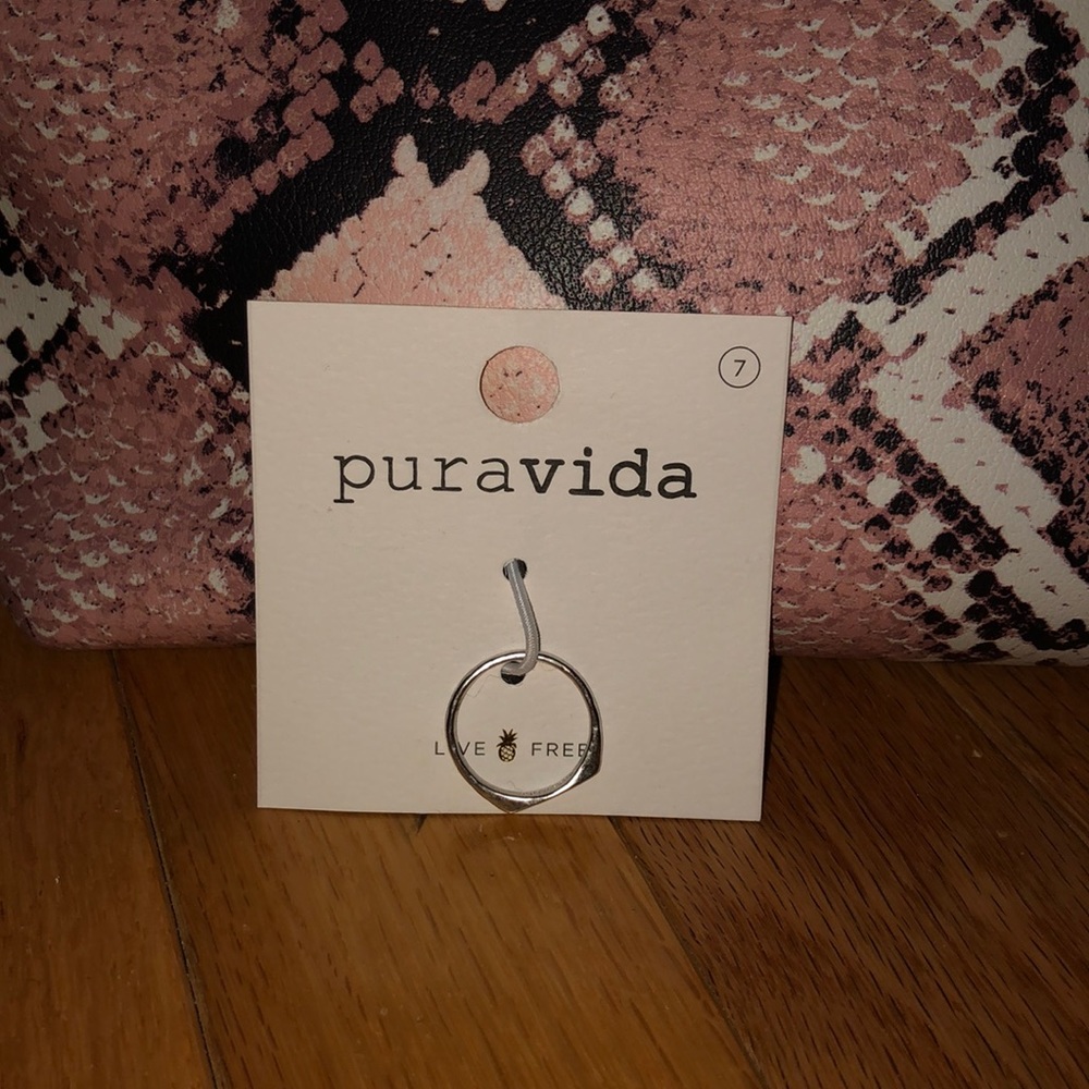 Puravida ring